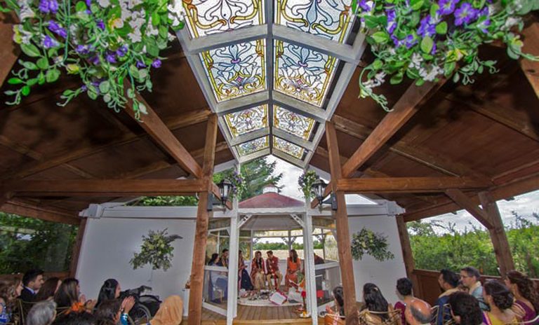 Minstrel Court Wedding Meadow Chapel - A summer Ceremony