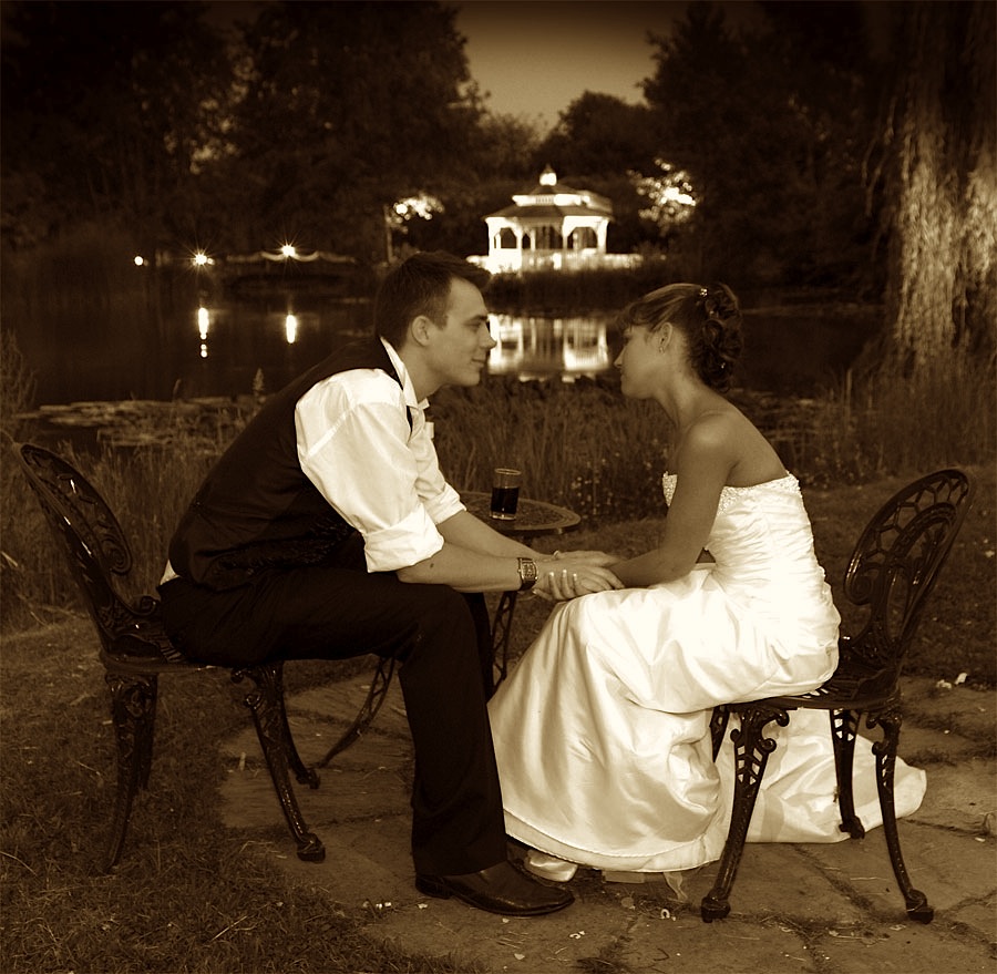 Minstrel Court Weddings - Evening over the lake