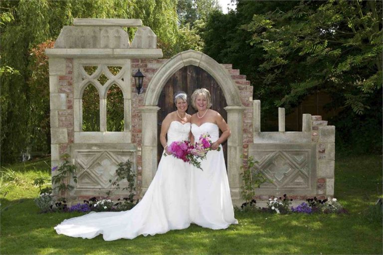 Two beautiful Brides at Minstrel Court